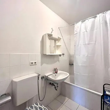 Quarto em Acomodações Particulares In Next To St Hbf Estugarda